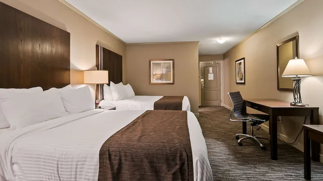 Standard, 2 Queen Beds, Best Western Mountainview Inn 1/4