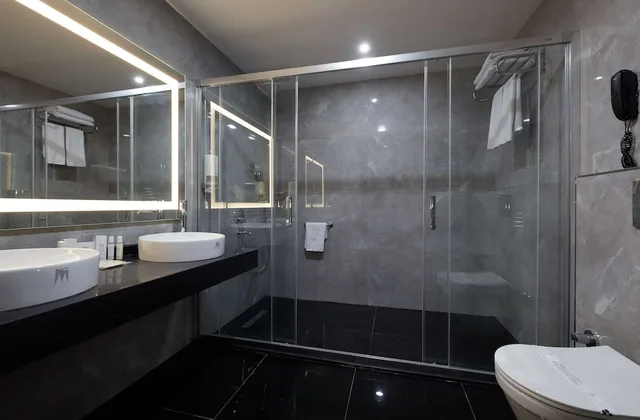 جناح جونيور بسرير كينج بشرفة، Nova Vista Eskisehir Centrum Hotel, a Member of Radisson Individuals 8/10