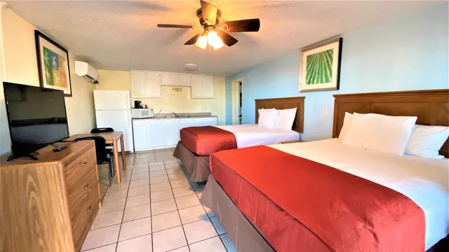 غرفة بسريرين، OYO Hotel Rockport- Bay View 1/3