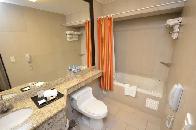 جناح ديلوكس بسريرين كوين، QP HOTELS LIMA 4/5