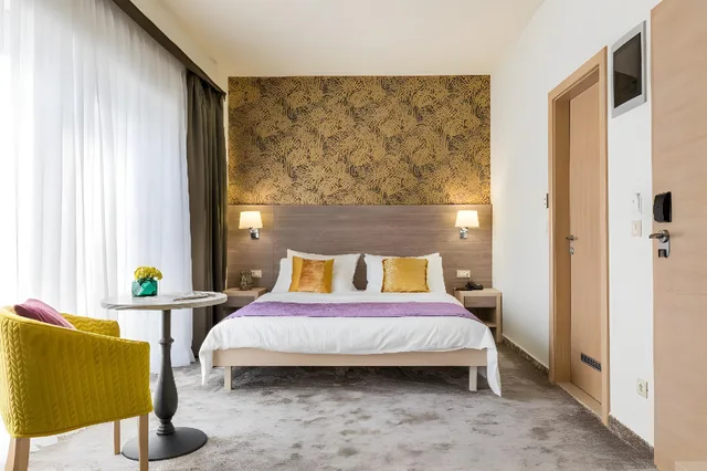 غرفة ثلاثية بسرير فردي، Hotel Mondo 1/1