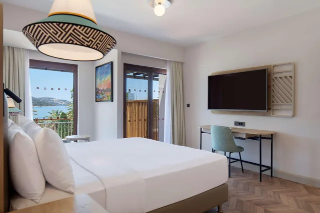 جناح بسرير مزدوج بغرفة نوم واحدة بإطلالة، DoubleTree by Hilton Bodrum Isil Club Resort 2/9