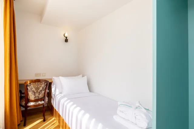 غرفة عائلية بسرير مزدوج وسرير فردي، Limehouse Library Hotel 6/8