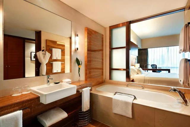 Guest Room, Twin Beds, City View, Club Lounge Access, The Westin Guangzhou 3/4