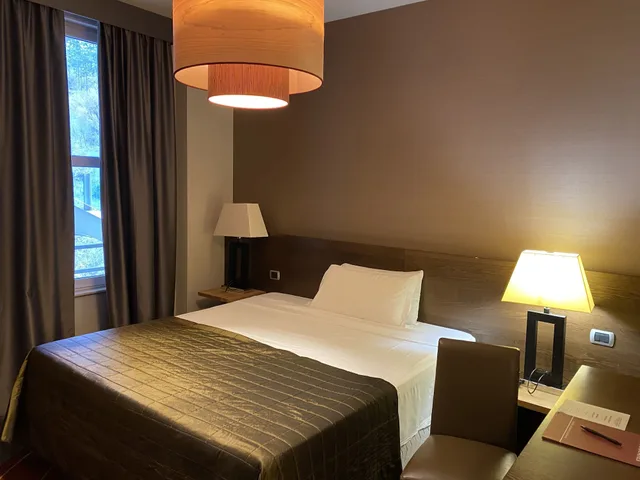 غرفة قياسية مفردة بسرير كينج، Admiral Park Hotel 2/4