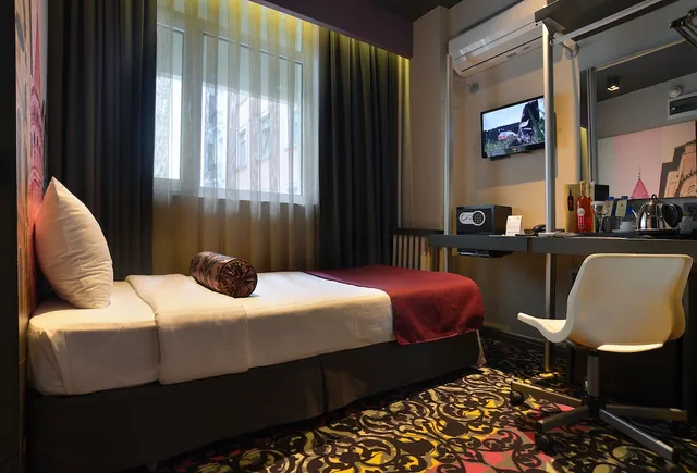 غرفة قياسية بسريرين منفصلين، Tulip City Taksim Hotel 6/8