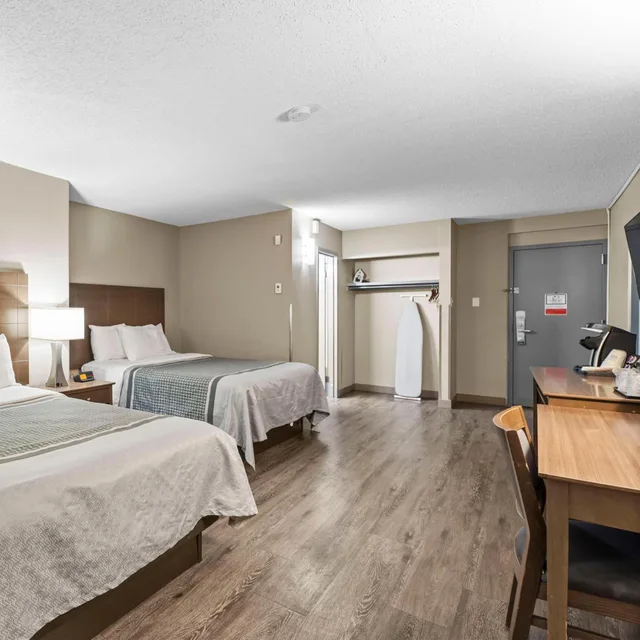 جناح عائلي بغرفة نوم واحدة، Travelodge Hotel by Wyndham Saskatoon 4/10
