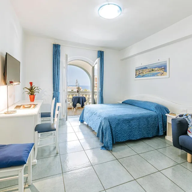 جناح جونيور بإطلالة على البحر، Hotel Galidon Terme Ischia Village 3/5