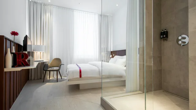 Lovely، Ruby Marie Hotel Vienna 2/5