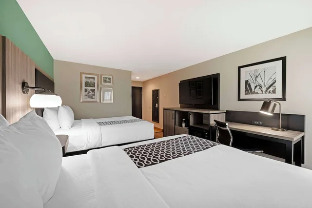 غرفة قياسية بسريرين كوين لذوي الإعاقة، Best Western Plus Greenwood/Indy South Inn 2/4