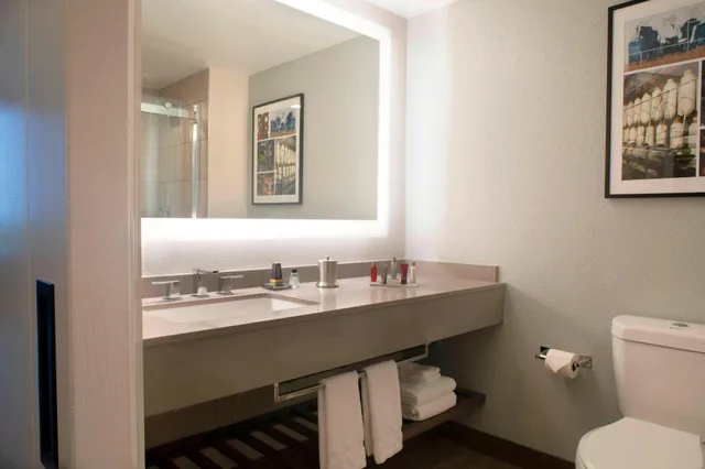 غرفة، Winston-Salem Marriott 4/4