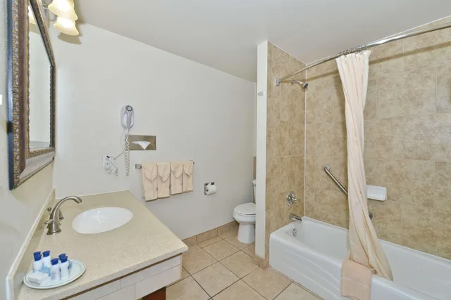 جناح بسريرين كوين، Best Western Red Hills 9/9