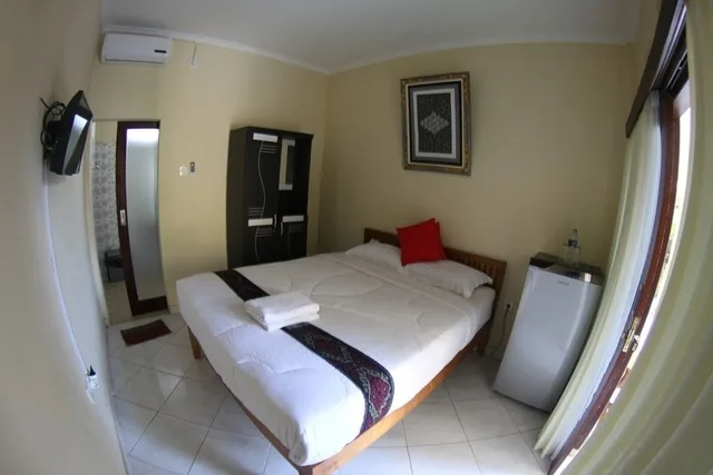 1 Bedroom, Deluxe, Queen Bed, Garden View, Sari Buana Bed Breakfast 3/10