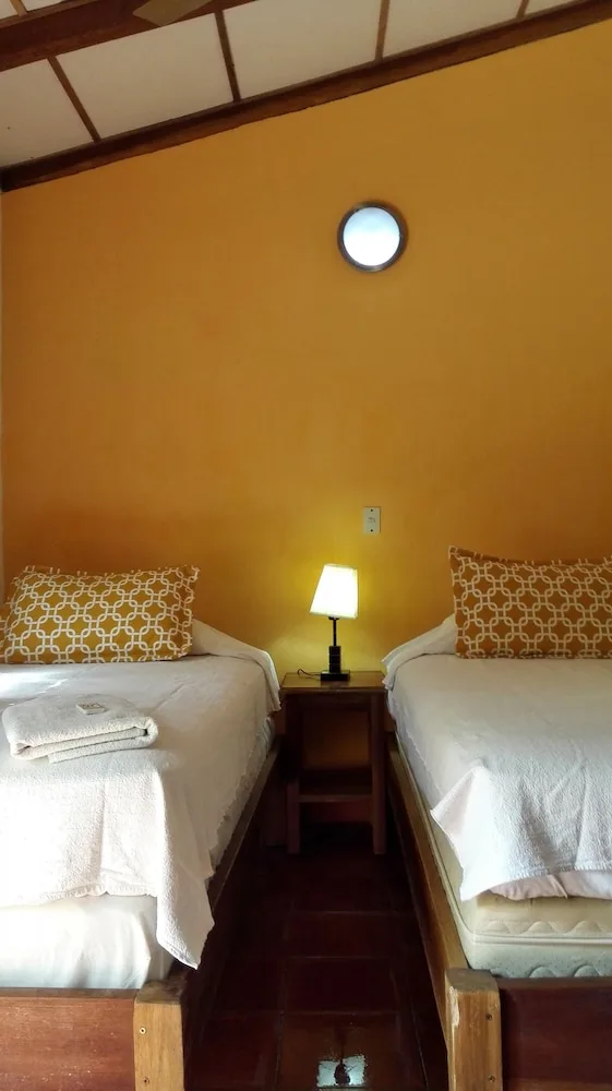 Design, Twin Beds, Garden View, Private Bathroom, CASA BARCELONA HOTEL 2/6