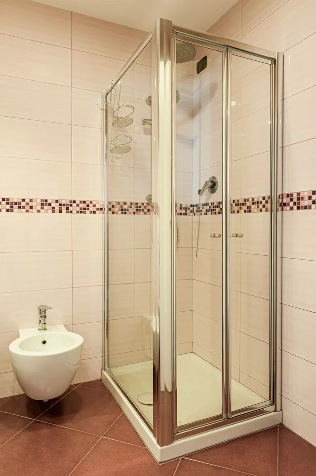 غرفة بسرير كوين، Augustus Hotel 5/6