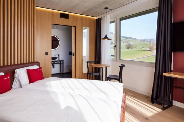 غرفة قياسية بسرير كينج بمطبخ صغير، Tailormade Hotel RIGIBLICK Kussnacht 2/4