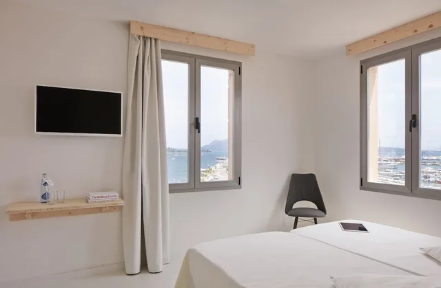 غرفة قياسية بسريرين منفصلين بإطلالة على البحر، Eolo Hotel 2/5