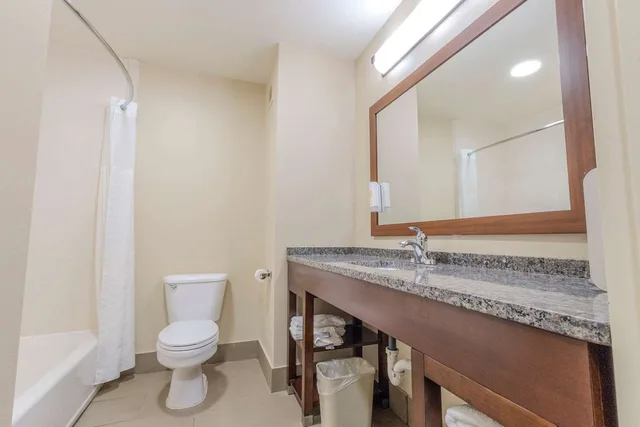 غرفة بسريرين كوين، Comfort Inn Ottawa Kansas 4/4
