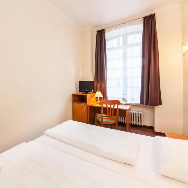 غرفة بسرير مزدوج، Hotel Ahl Meerkatzen 1/8