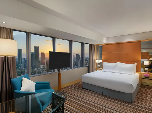 Smart, Deluxe, Queen Bed, with View, Jin Jiang Tower Hotel 1/1