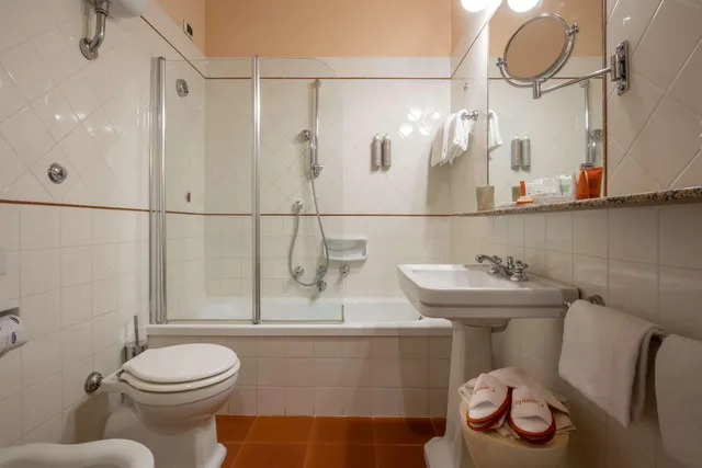 غرفة قياسية مزدوجة، Hotel Canada, BW Premier Collection 8/8