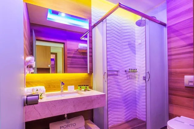 غرفة قياسية بإطلالة على البحر، Porto Marine Hotel 6/6