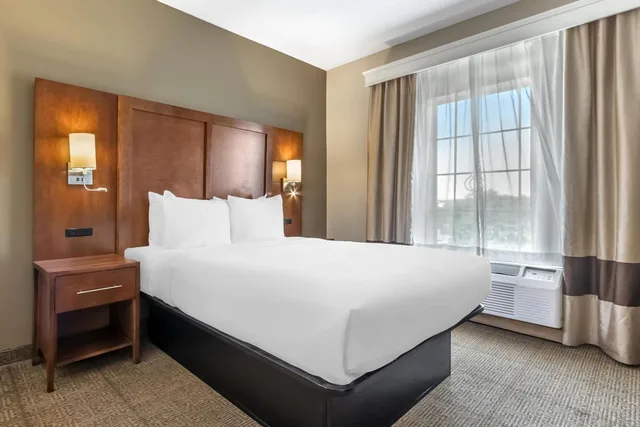 غرفة بسرير كوين لذوي الإعاقة، Comfort Suites Myrtle Beach Central 2/7