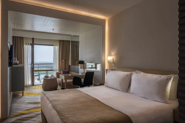 1 King Standard Nile View Non Smoking، Holiday Inn Cairo Maadi 1/5