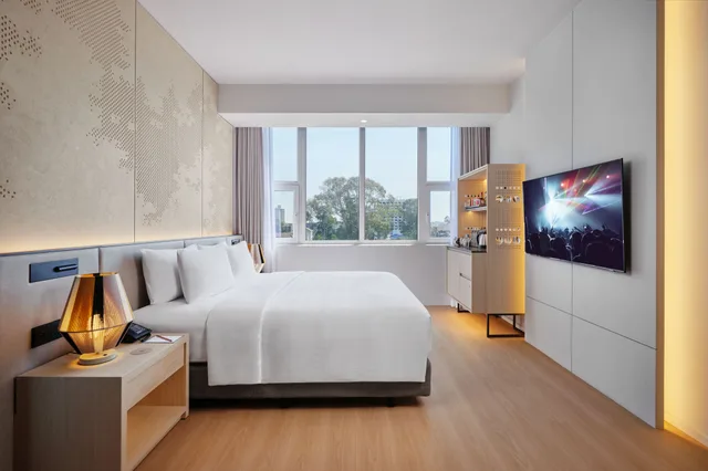 غرفة ديلوكس بشرفة، Hard Rock Hotel Pattaya 3/7