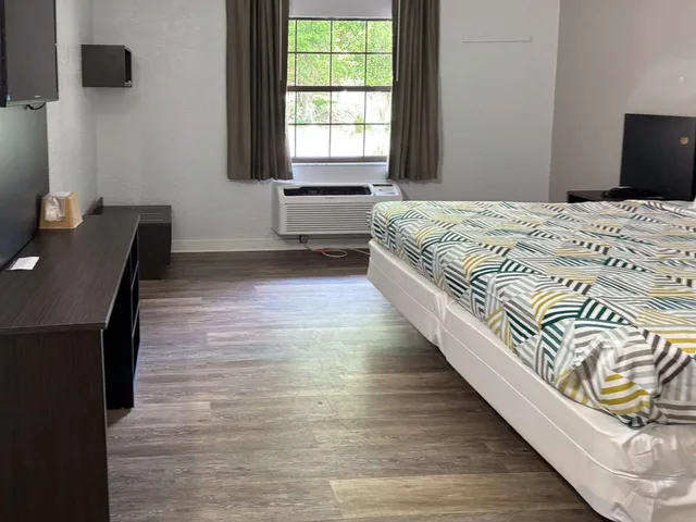 1 Full Bed - Smoking، Motel6 Tallahassee, FL – North Monroe 4/9
