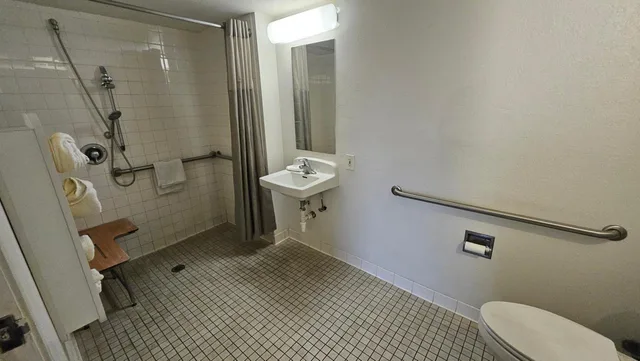 غرفة بسرير كينج، Motel6 Blythe, CA 9/10