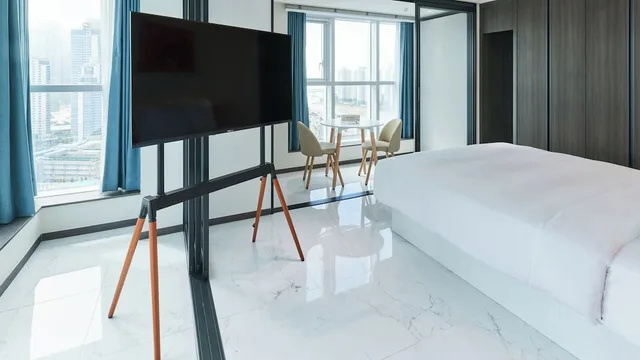 Deluxe Around Double, Travelodge Suites Busan Centum 2/3