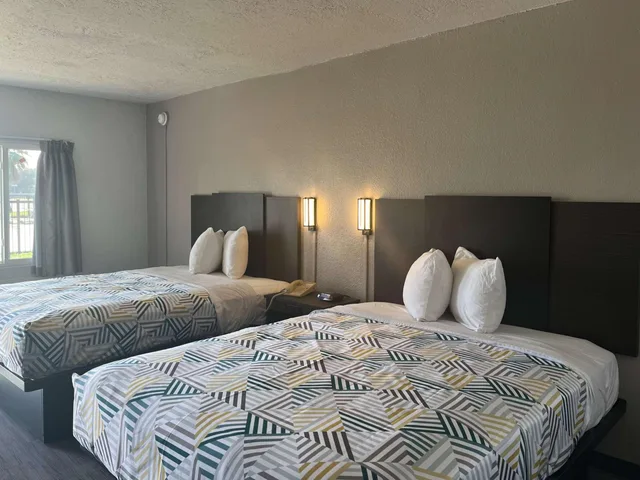 غرفة بسريرين كوين للمدخنين، Studio6 Lake Jackson, TX 6/9