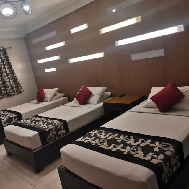 Standard, Triple, Jupiter Suites 2/10