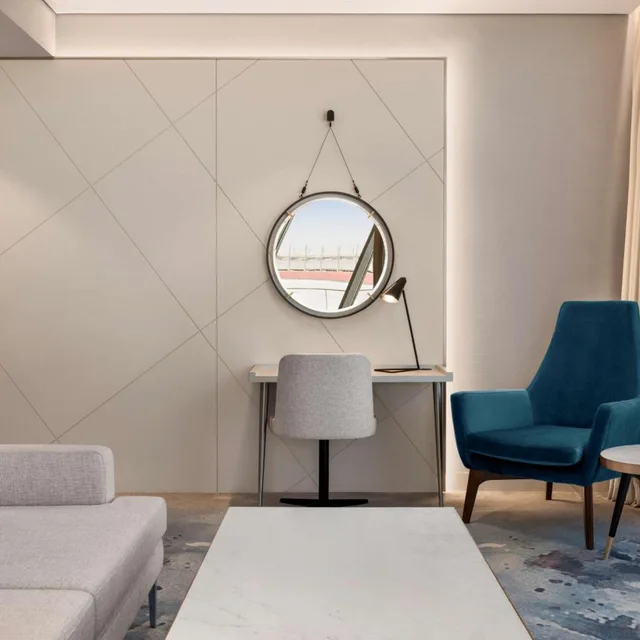 Royal, Suite, Balcony, Lounge Access, Radisson Blu Hotel Riyadh Convention & Exhibition Center 8/10