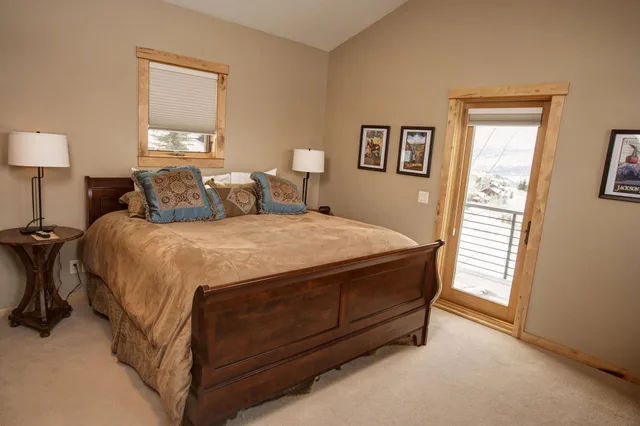 4 Bedrooms, Luxury, House, Mountain View, Spring Creek Ranch 2/3