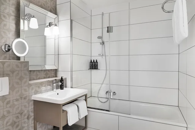 Comfortable, Superior, King Bed، Hotel Rathauspark Wien - Handwritten Collection (Eroffnung 2026) 5/6