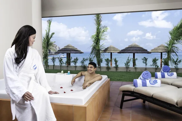 1 Bedroom, Beach Villa, Oceanic Khorfakkan Resort And Spa 1/7