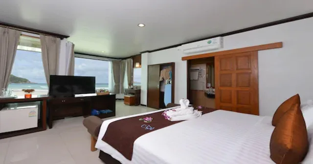 Room, Beach Front, Phangan Bayshore Resort 4/6
