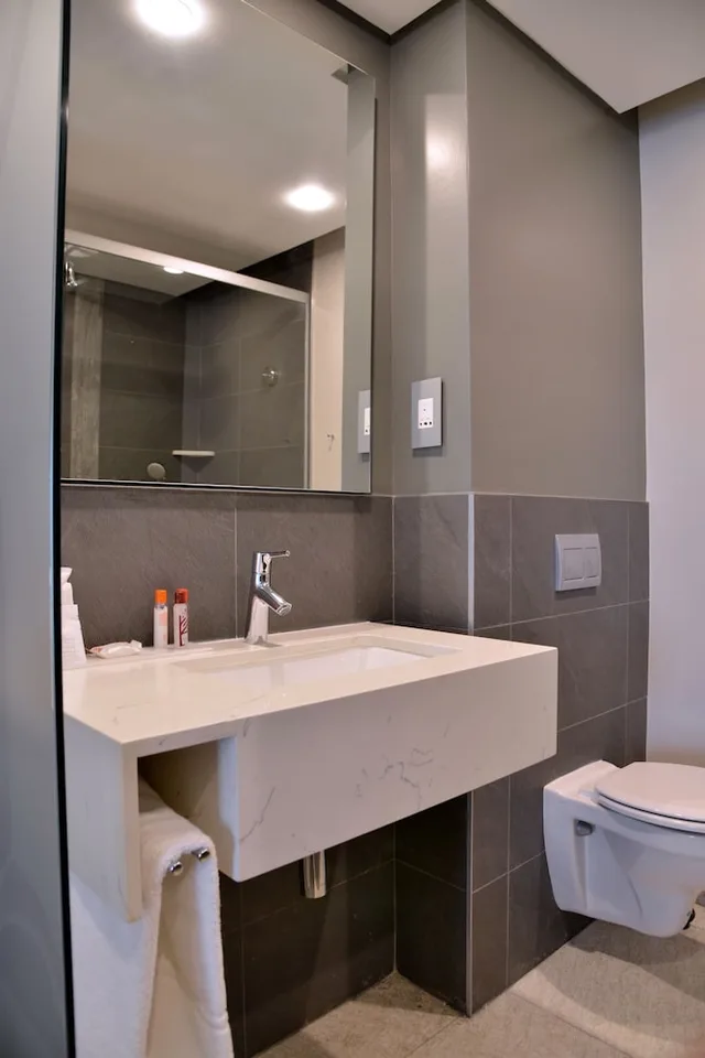 غرفة بسرير كوين لذوي الإعاقة، City Lodge Hotel Maputo 6/6