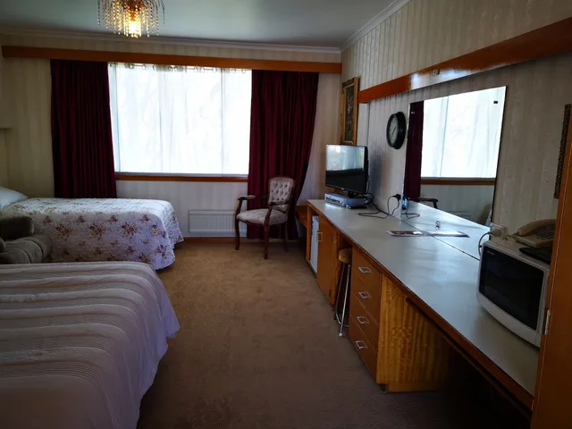 غرفة قياسية ثلاثية بسرير كوين وسرير فردي، MOTEL MAYFAIR ON CAVELL 2/5