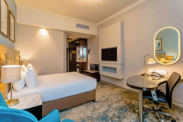 غرفة قياسية بسريرين منفصلين، Southern Sun Sandton 8/10
