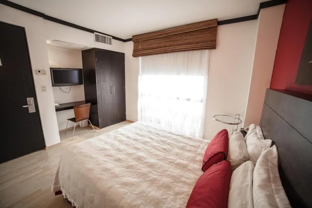 غرفة بسرير مزدوج أو سريرين منفصلين، Hotel Inglaterra 1/1