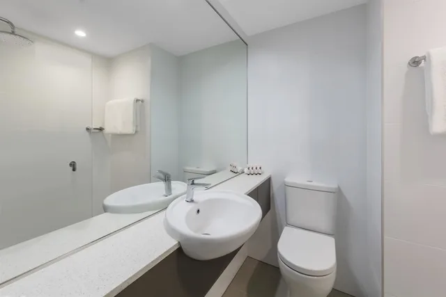 غرفة بسرير كينج، Travelodge Hotel Sydney Airport 7/11