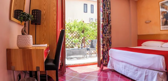 غرفة سوبيريور بسرير مزدوج بشرفة، Diana Pompei 2/10