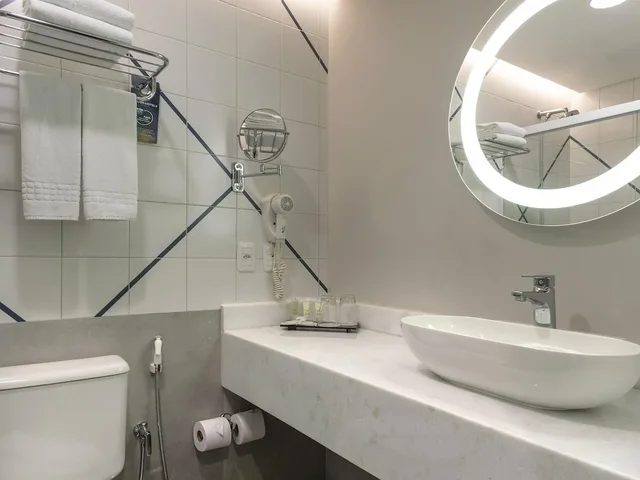 غرفة سوبيريور بسرير مزدوج بإطلالة على الشاطئ، Novotel Salvador Rio Vermelho 8/9