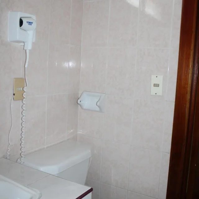 غرفة بسريرين منفصلين بإطلالة على المسبح، SUITE HOTEL MARIA DE LA LUZ 4/6
