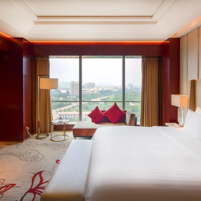Deluxe, Queen Bed, SANDING NEW CENTURY GRAND HOTEL YIWU 3/7