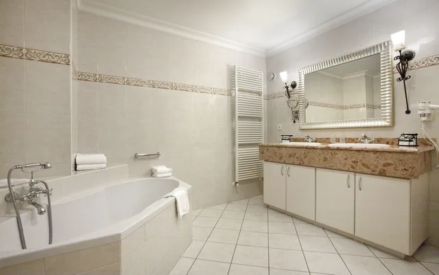 غرفة ديلوكس بسرير مزدوج، Van Der Valk Hotel Melle - Osnabruck 7/8