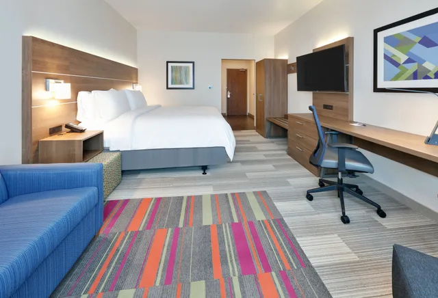 غرفة قياسية بسرير مزدوج، Holiday Inn Express And Suites Plano East 3/4
